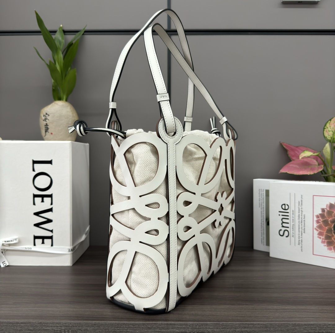 Loewe Shopping Bags